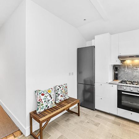 Groves 4 Bedroom, Shepherds Bush Λονδίνο Εξωτερικό φωτογραφία