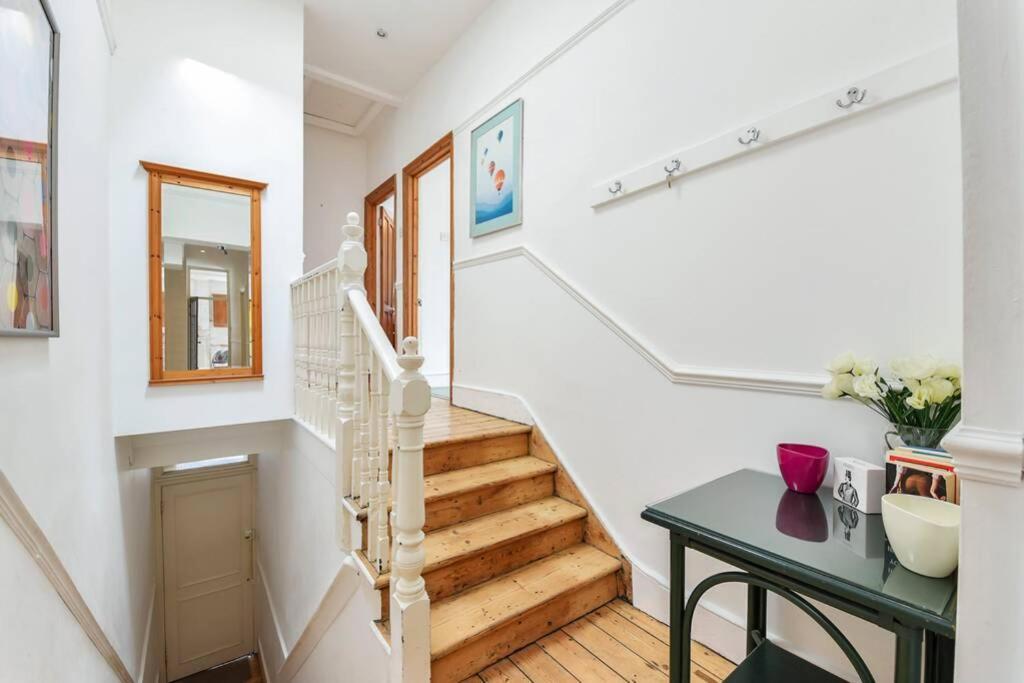 Groves 4 Bedroom, Shepherds Bush Λονδίνο Εξωτερικό φωτογραφία