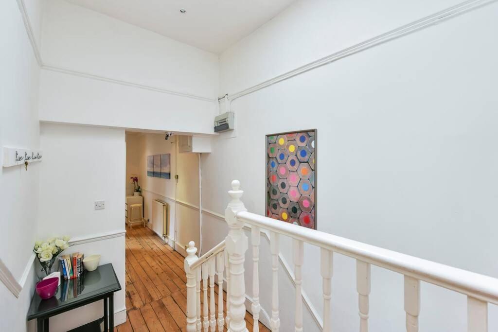 Groves 4 Bedroom, Shepherds Bush Λονδίνο Εξωτερικό φωτογραφία
