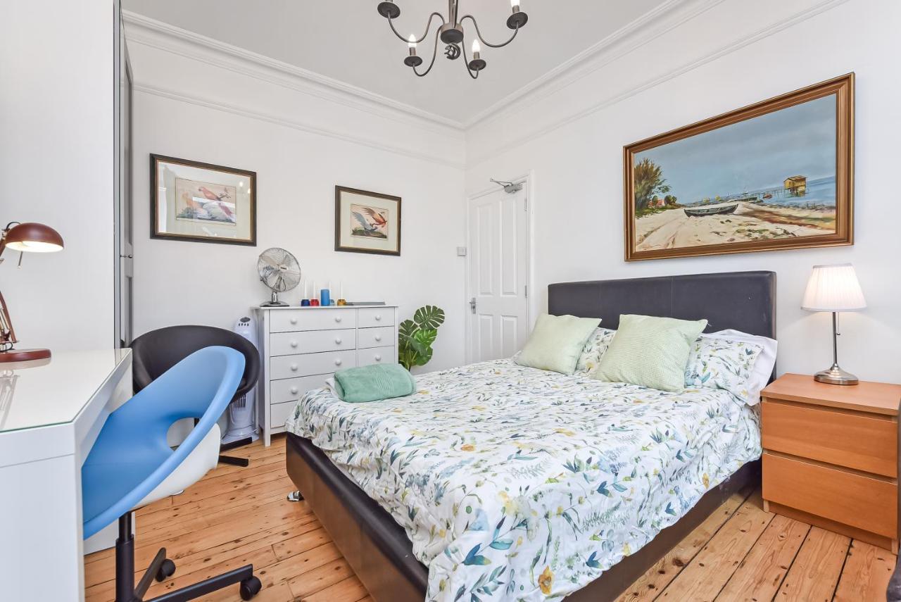 Groves 4 Bedroom, Shepherds Bush Λονδίνο Εξωτερικό φωτογραφία
